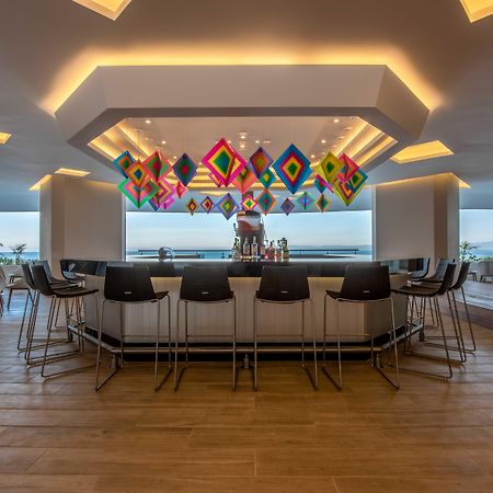 Grand Park Royal Puerto Vallarta Exterior photo The bar at the Sky Bar