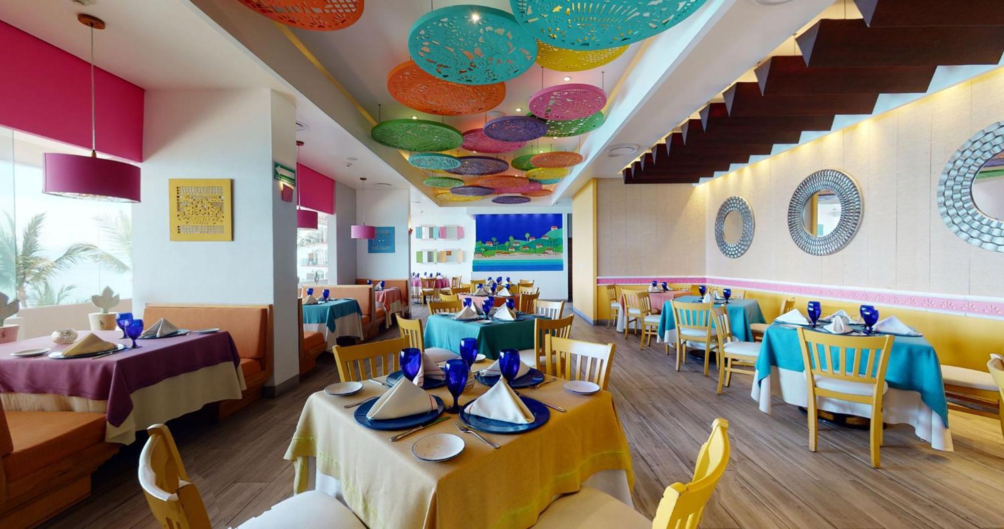 Grand Park Royal Puerto Vallarta Exterior photo